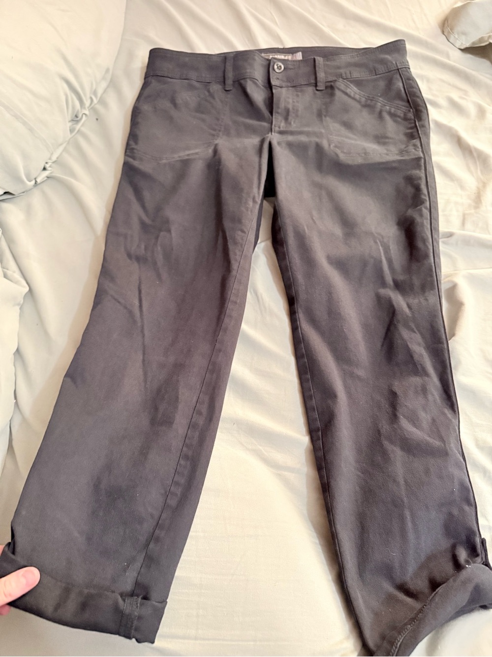 torrid Black Cropped Straight-Leg Jeans